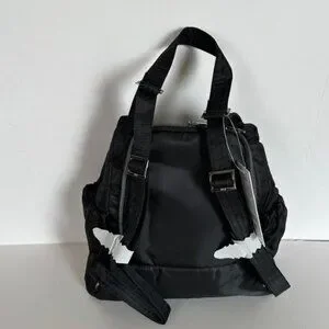 lug | Bags | Lug Skyhop Convertible Backpack Black Neutral  display picture 1